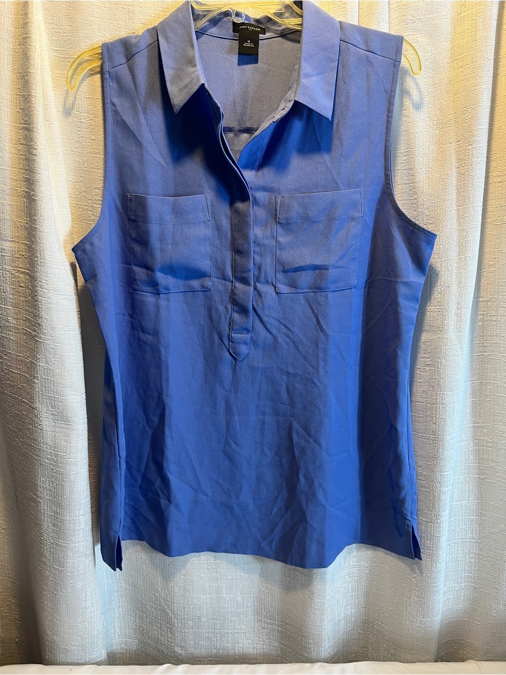 Ann Taylor Sleeveless Collared Top in Blue Size Medium